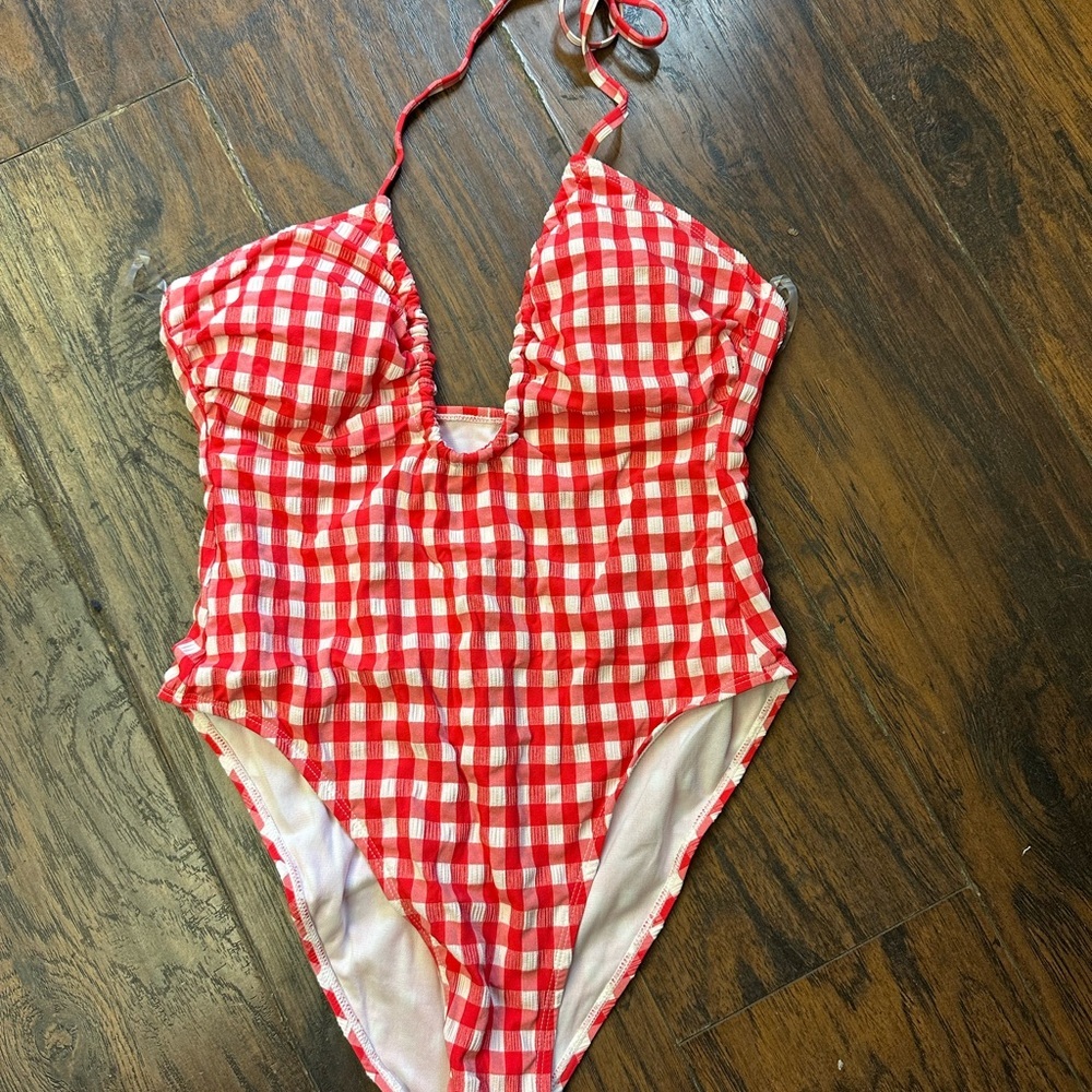 Wild Fable Women's Keyholes Cross Front Halter Ultra High Leg <<<91>>>> - Picture 4 of 6